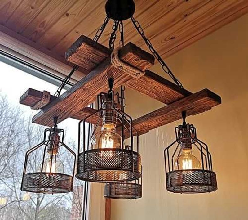 American Vintage Wood Pendant Light